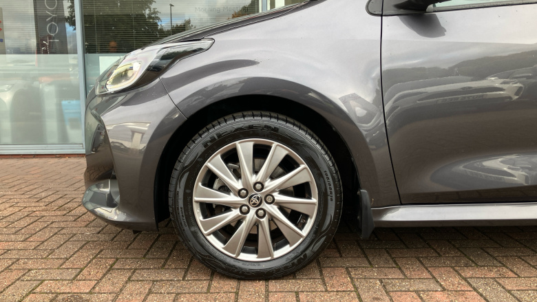 Toyota Yaris 1.5 Hybrid Icon 5dr CVT Hybrid Hatchback